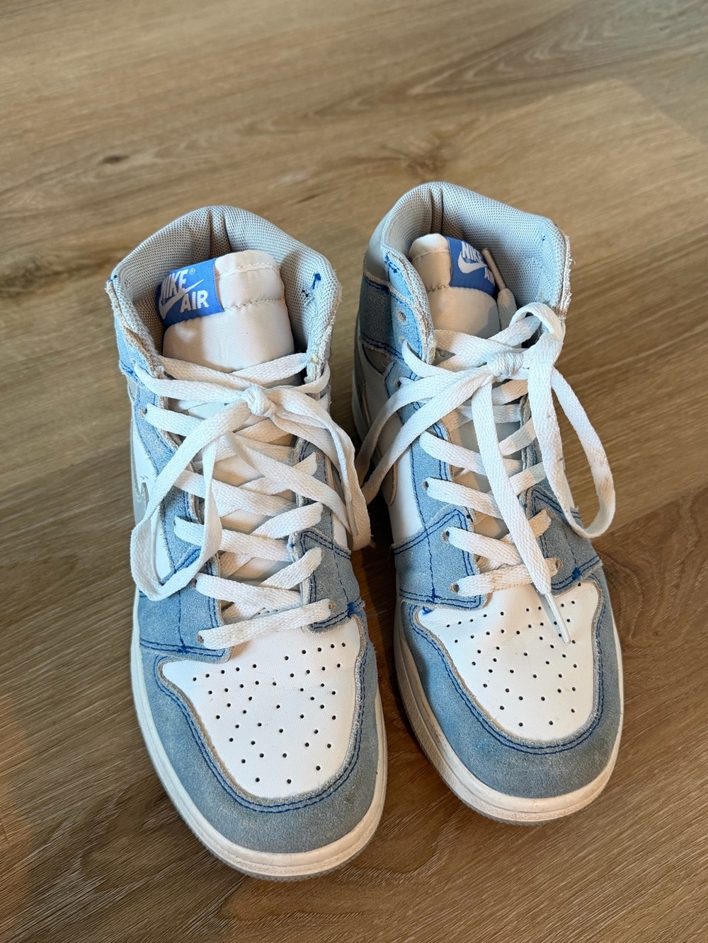 Nike High-Top Sneakers in Light Blue and White